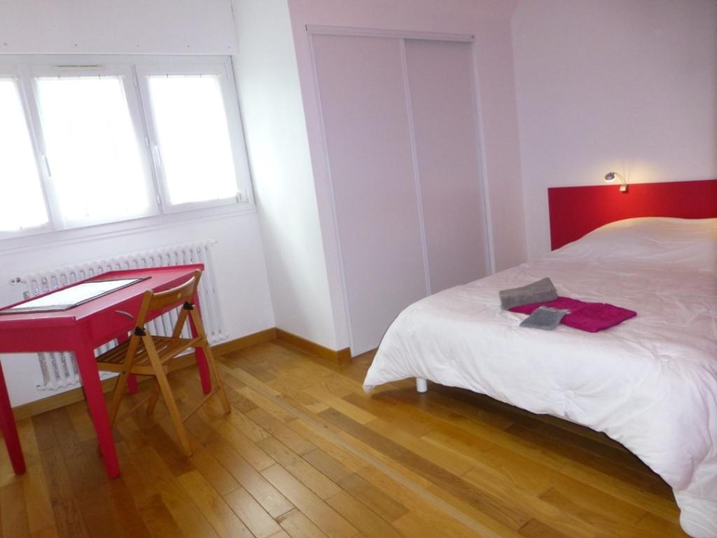 Maison Proche Plage Terrain De Tennis 勒宝利古恩 外观 照片